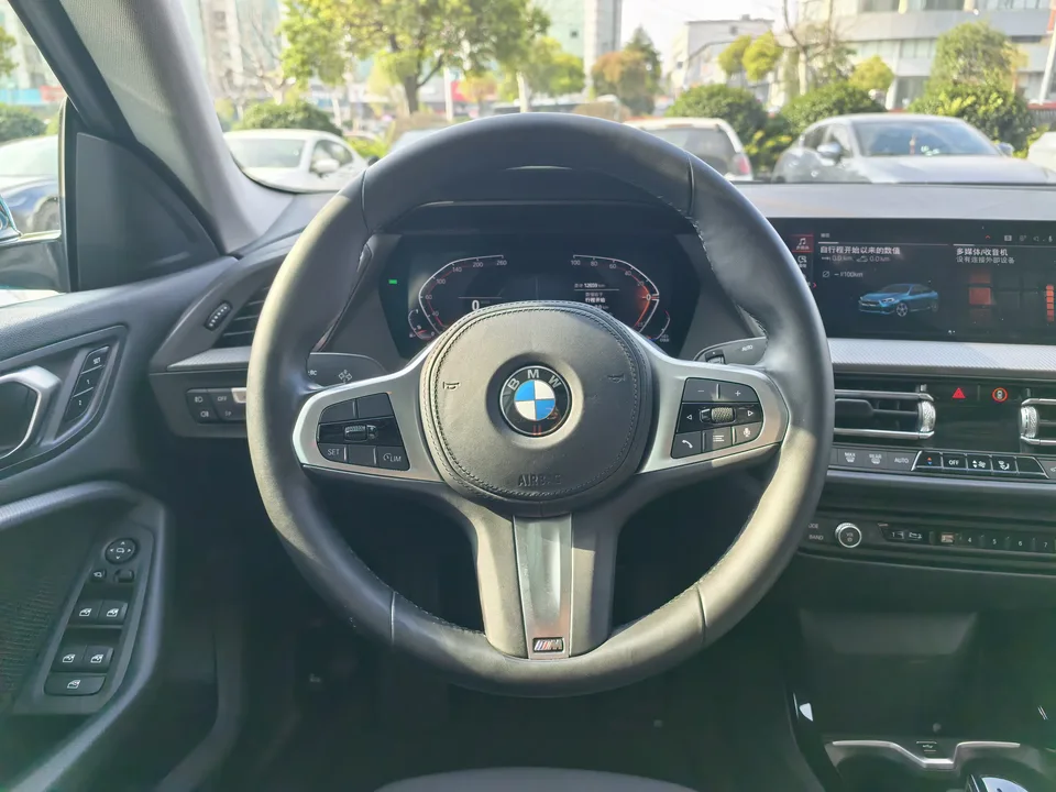 BMW 2 Series 225i Four-Door Coupe M Sport Package 2023 — миниатюра 5