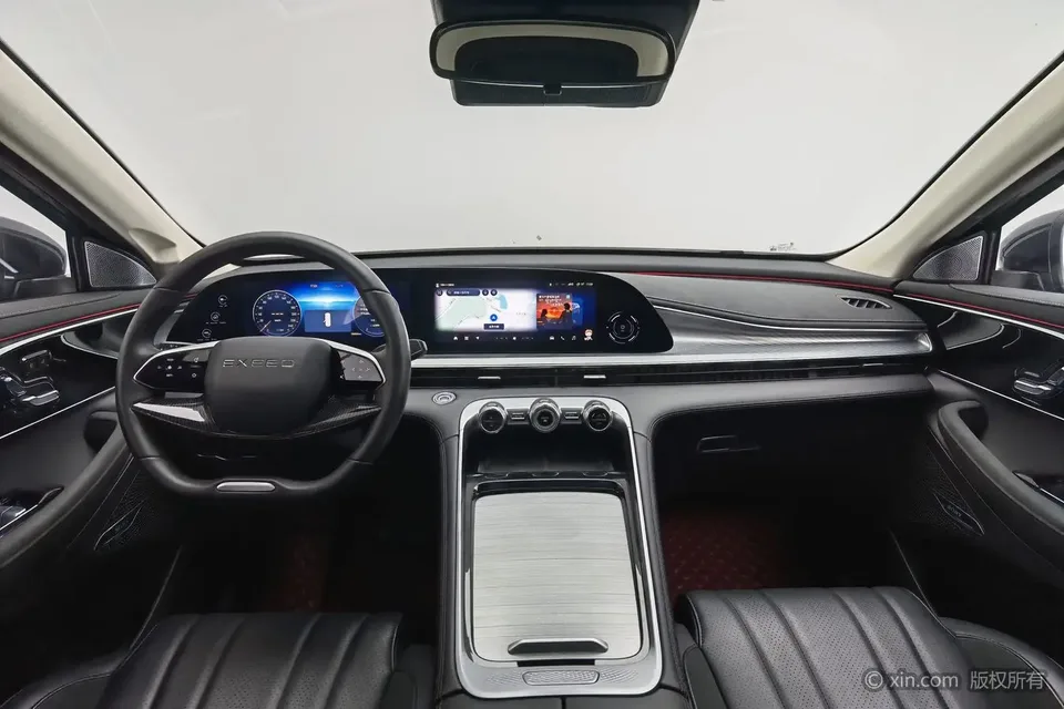 Exeed TXL Xingtu Lingyun 2024 Lingyun 300T 2WD Xingyao Edition 2024 — миниатюра 4