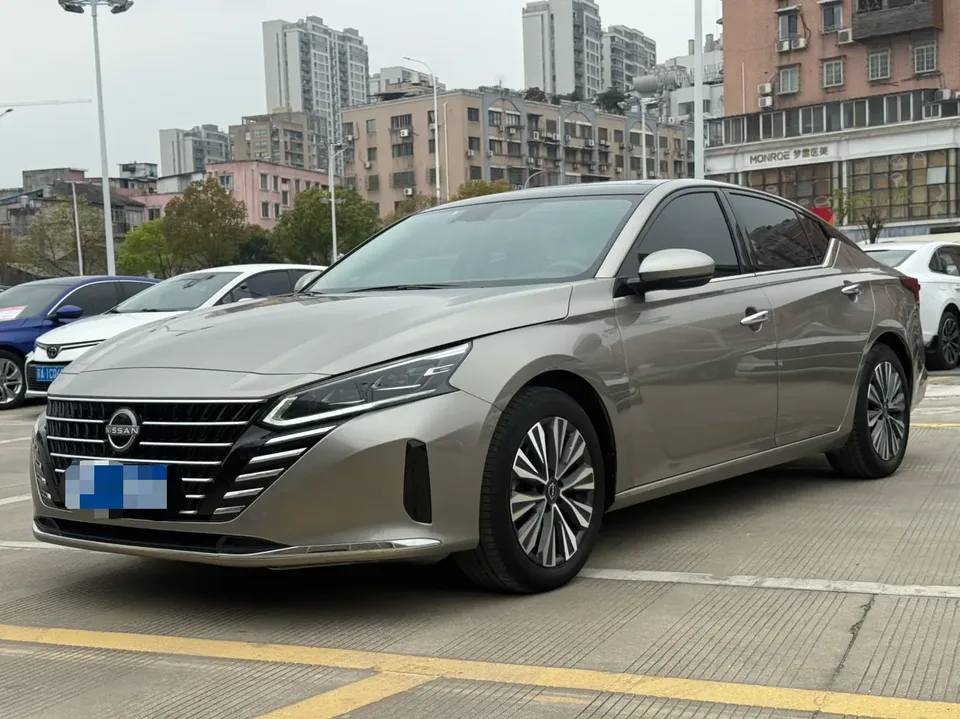 Nissan Altima Teana 2022 Teana 2.0L XL-TLS Enjoy Edition 2023 — photo 1, buy with delivery to Moscow