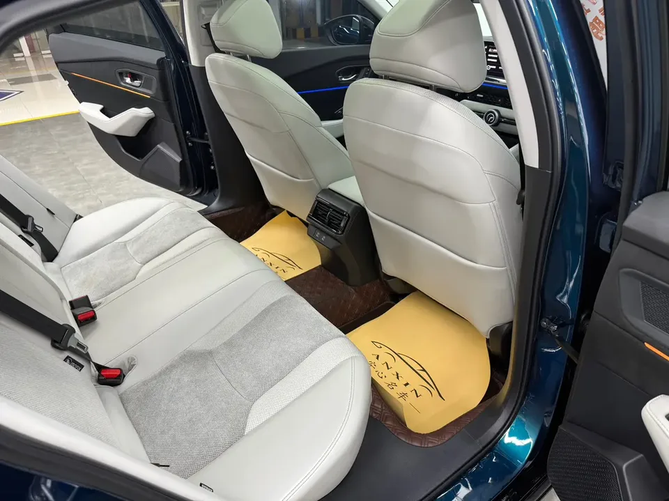 Honda Accord PHEV e:PHEV flagship version 2023 — миниатюра 3