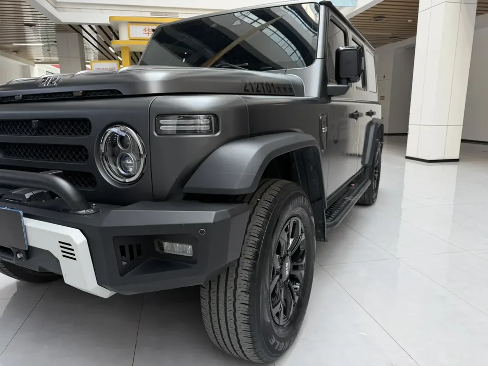 212 T01 2.0T Explorer 2025 — миниатюра 3