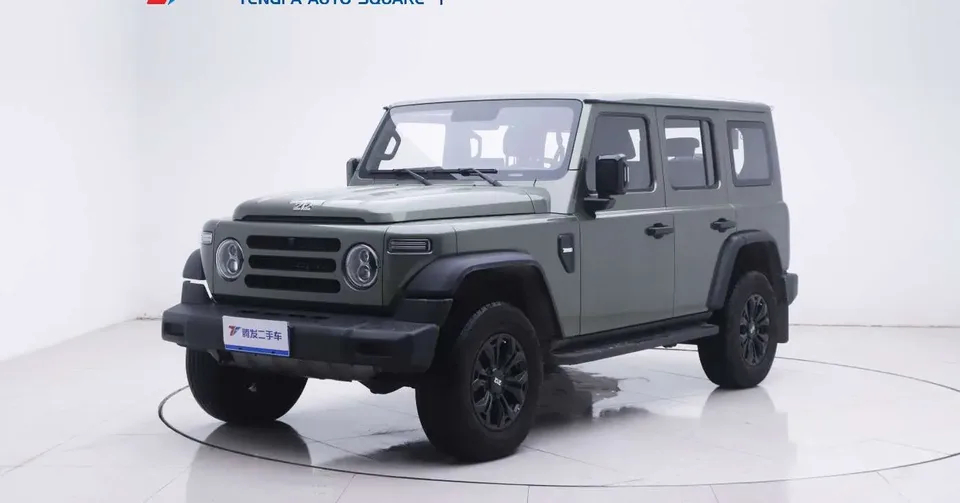 212 T01 2.0T Mechanic 2024 — фото 1, купить с доставкой в Москву