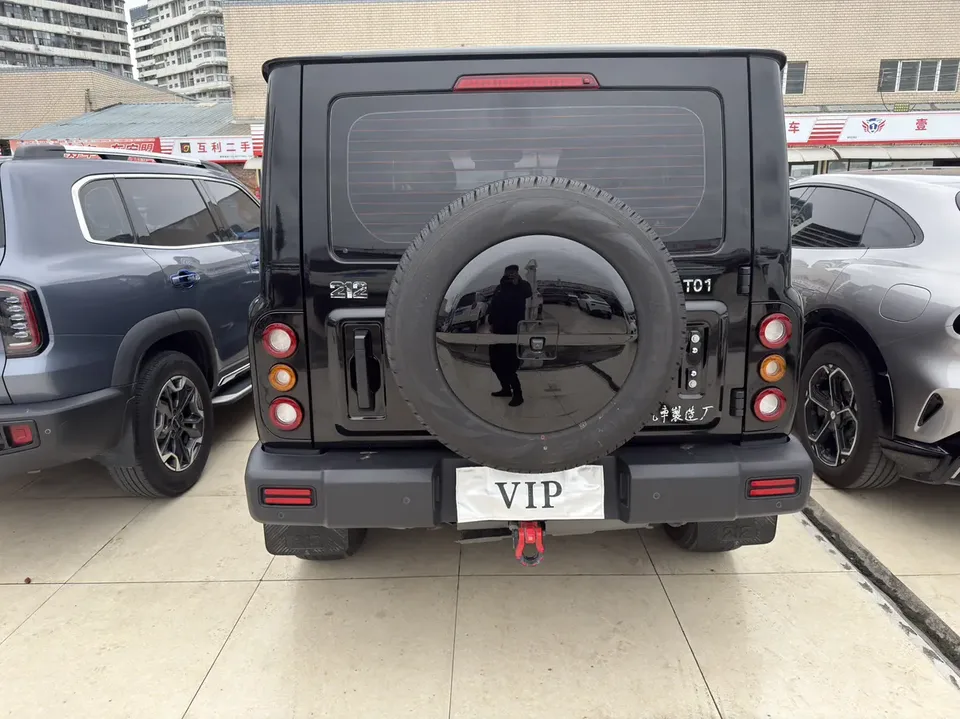 212 T01 2.0T Explorer 2025 — миниатюра 2