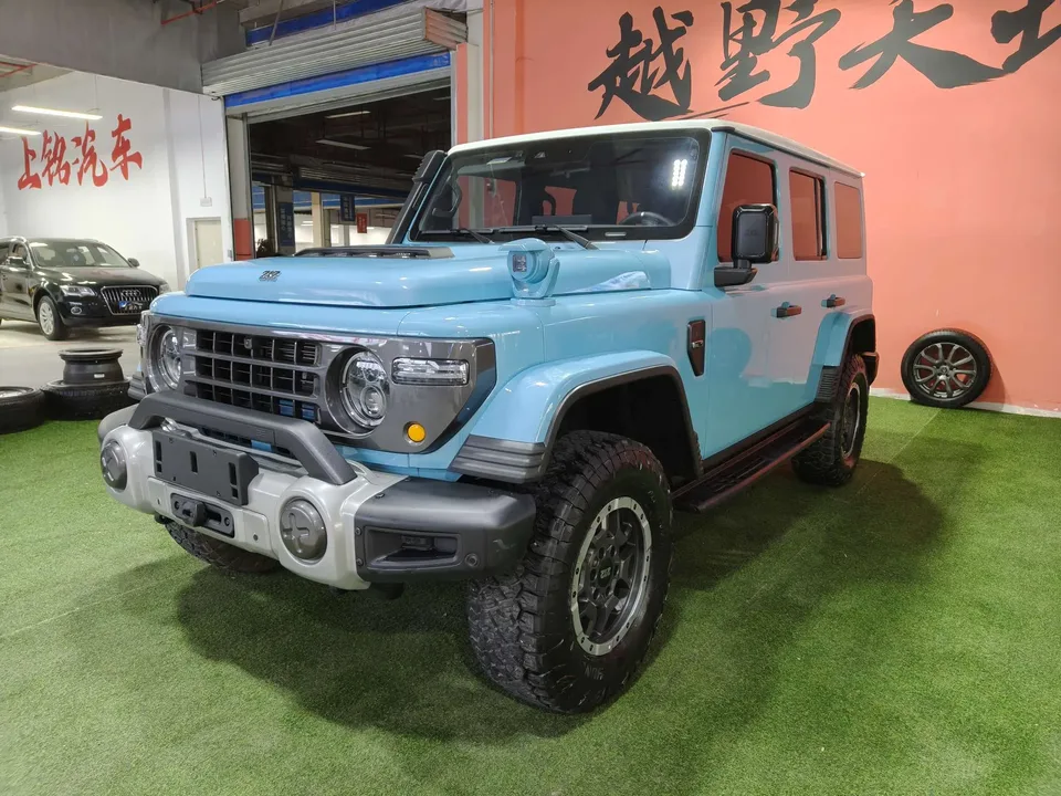 212 T01 212 T01 2024 2.0T Changfeng Edition 2025 — photo 1, buy with delivery to Moscow