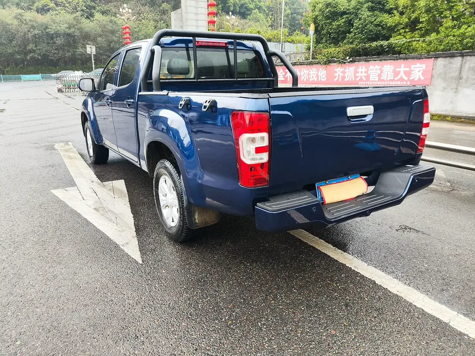 Isuzu RE-MAX RE-MAX 2024 2.5T 2WD Diesel Long Axis Chimai 2024 — thumbnail 4