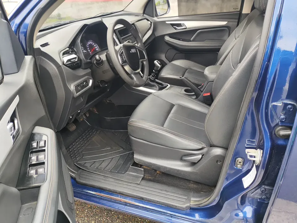 Isuzu RE-MAX RE-MAX 2024 2.5T 2WD Diesel Long Axis Chimai 2024 — thumbnail 5