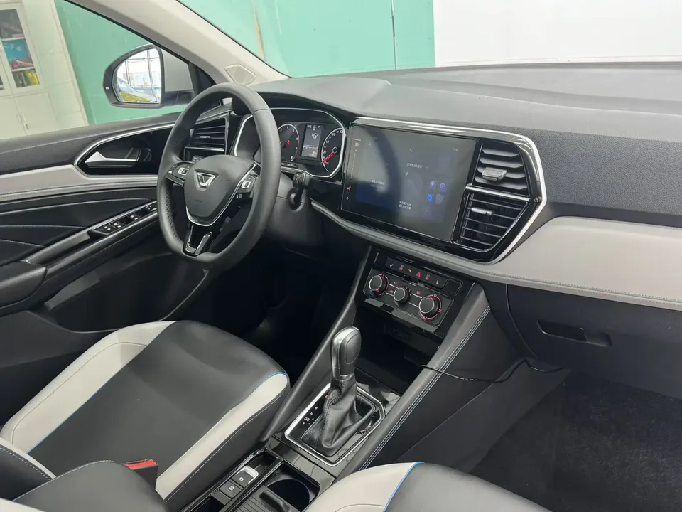 Jetta VS5 280TSI Automatic High-gloss Enjoyment Edition 2023 — миниатюра 4
