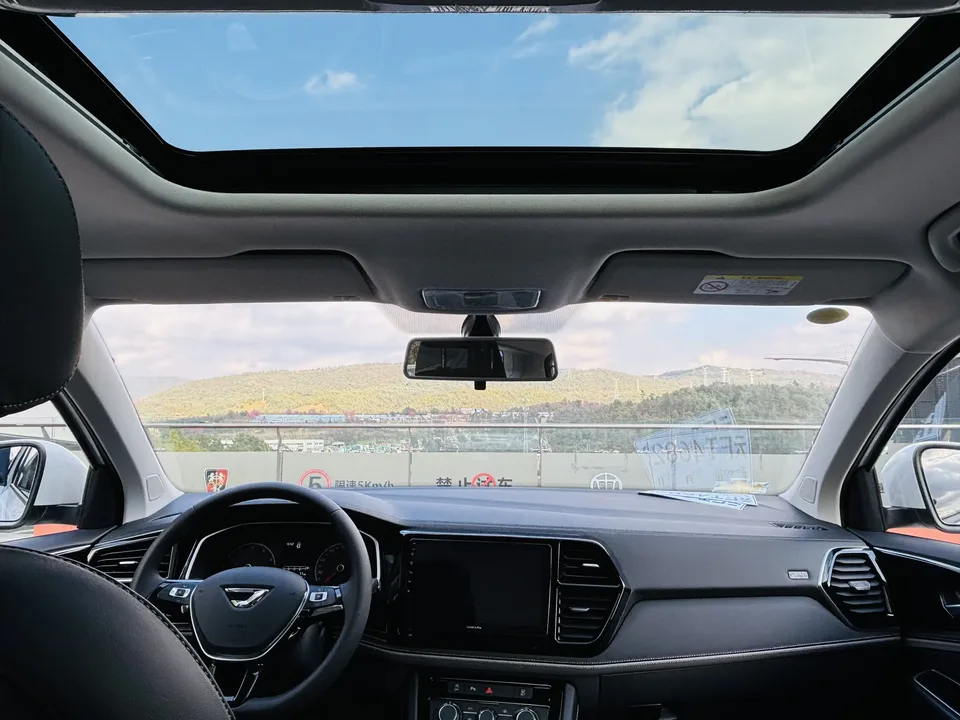 Jetta VS5 280TSI Automatic Good Luck Plus Edition 2025 — миниатюра 4