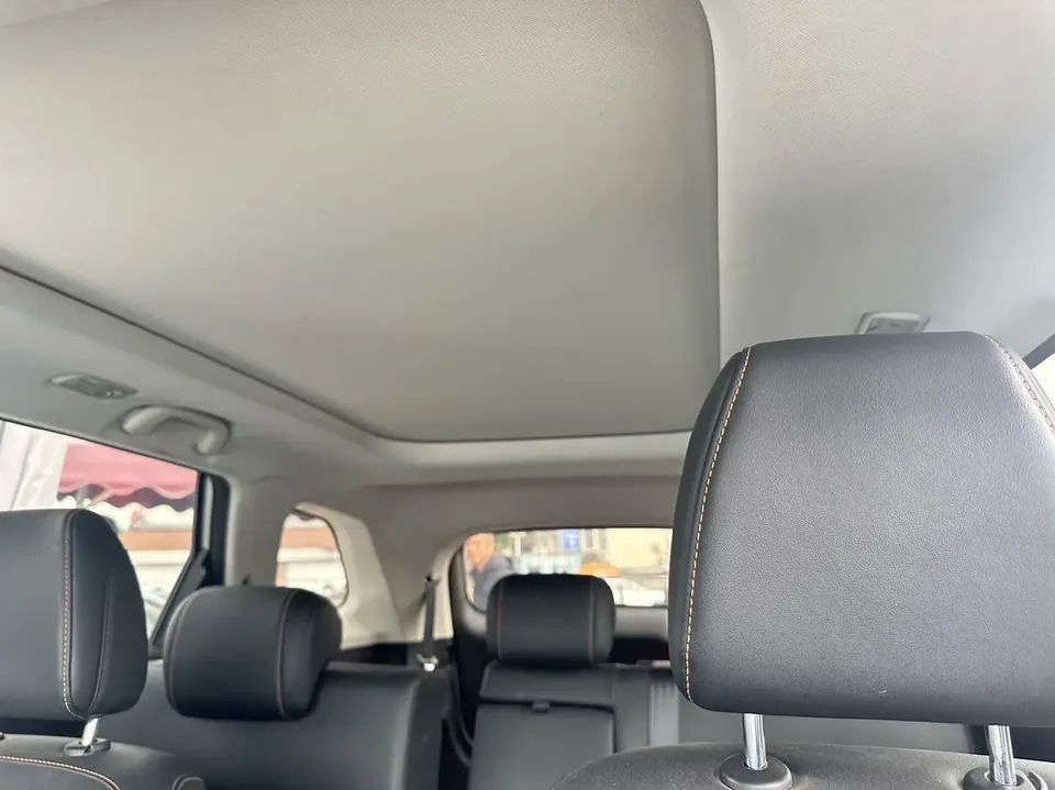 Oshan Changan Auchan X7 PLUS Changxiang Edition 1.5T automatic premium 7-seater 2023 — миниатюра 3