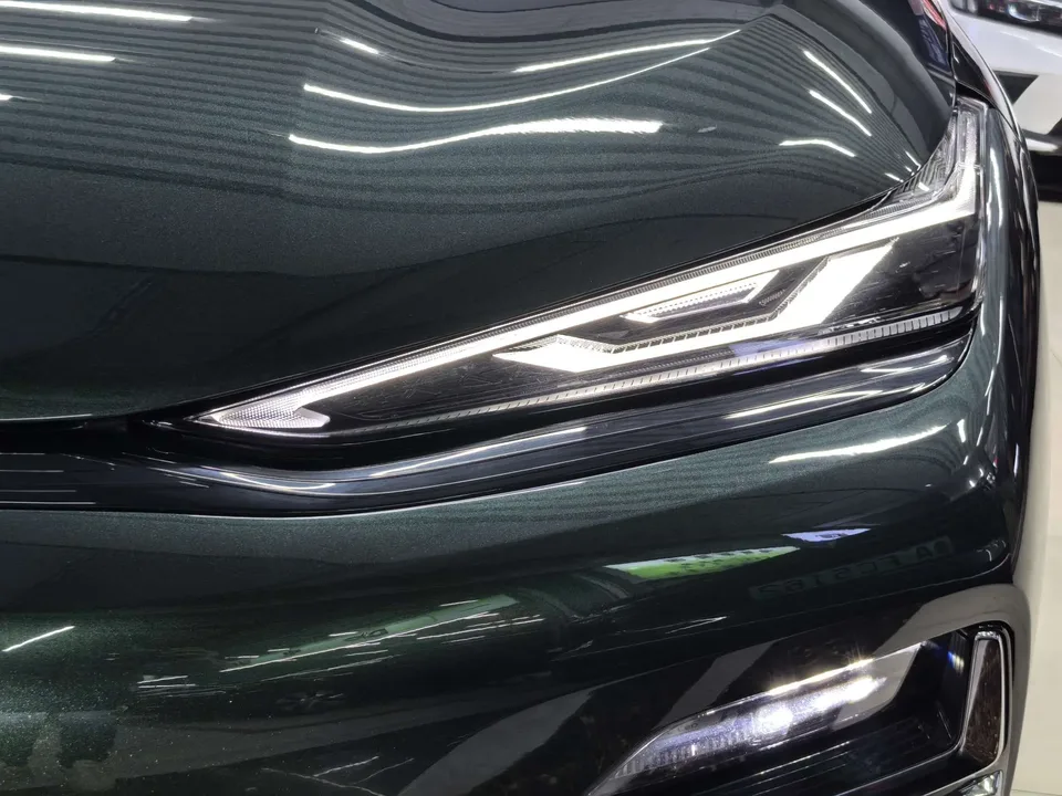 Geely Galaxy Star 8 PHEV 130km EM-P Starship Edition 2025 — миниатюра 3