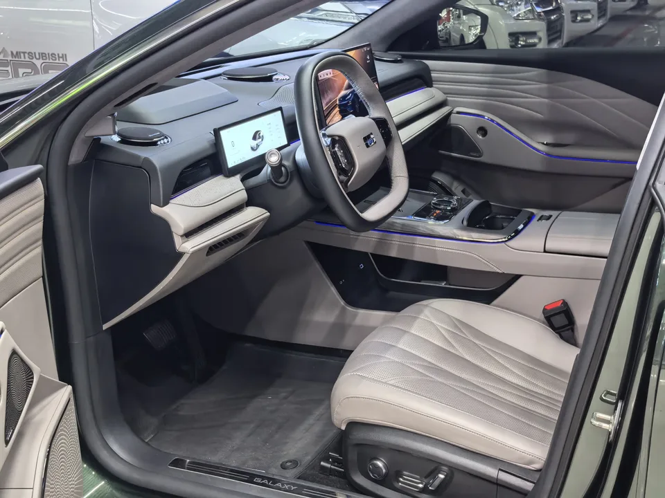 Geely Galaxy Star 8 PHEV 130km EM-P Starship Edition 2025 — миниатюра 5