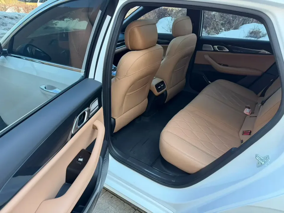 Geely Galaxy A7 PHEV 150km Explorer+ Edition 2025 — миниатюра 3