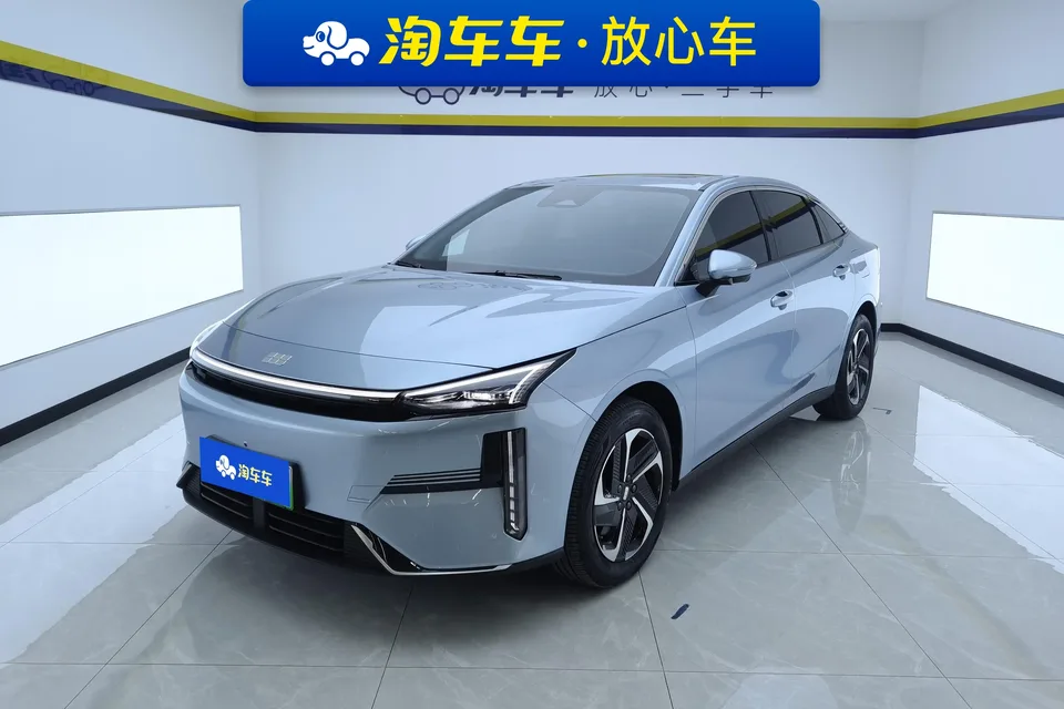 Geely Galaxy L6 2025