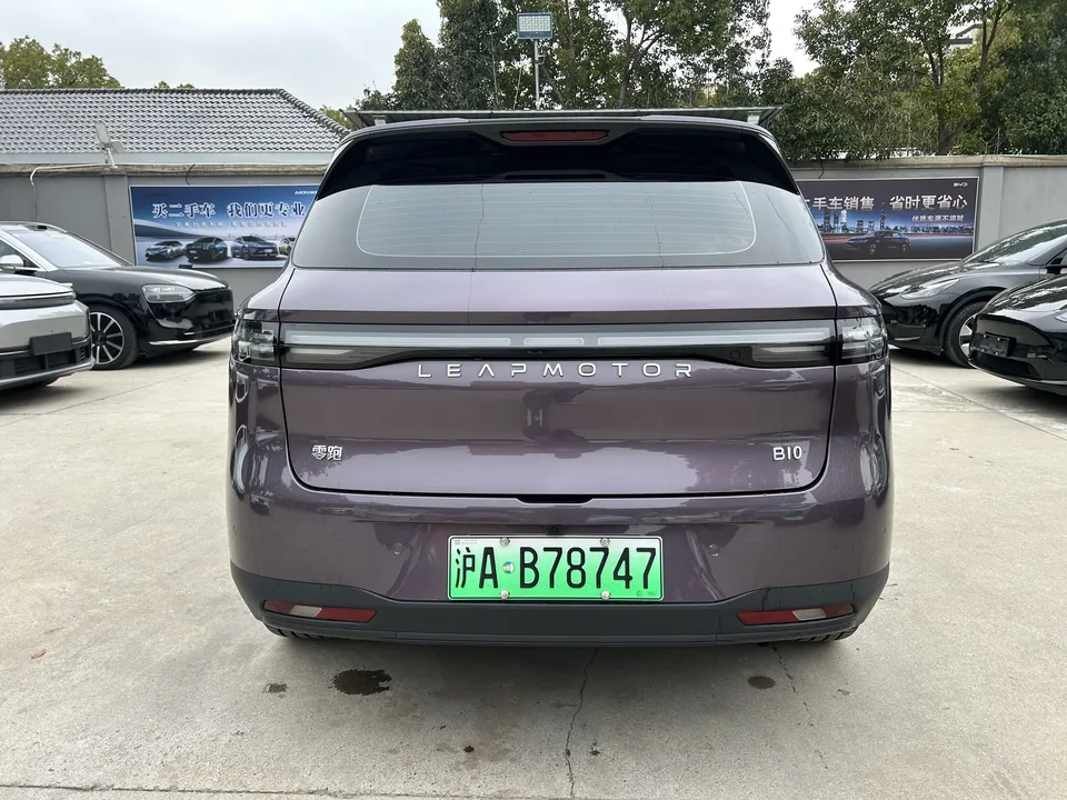 Leapmotor B10 510 Enjoy Edition 2025 — миниатюра 2