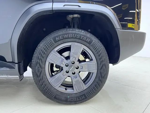 Jetour Jet Traveler Jet Traveler 2023 1.5TD 2WD Discovery PRO 2024 — thumbnail 3