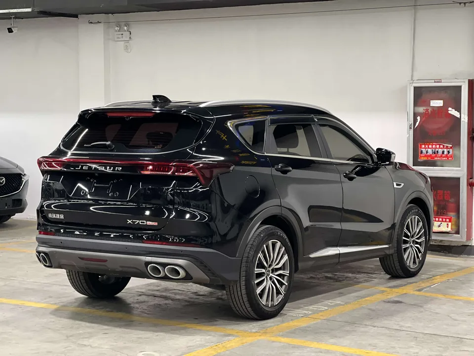 Jetour Jietu X70 PLUS Jietu X70 PLUS 2023 JETOUR X70 PLUS 2023 1.5T DCT Brave PLUS 7-seater 2024 — thumbnail 2