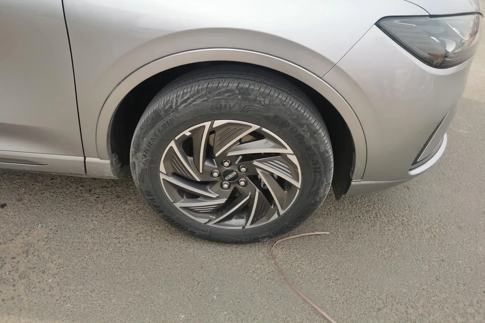 Lincoln Adventurer 1.5T 2WD Premium Hybrid Edition 2024 — миниатюра 3