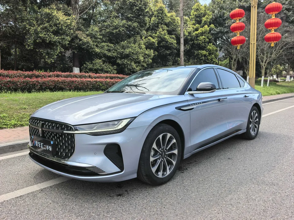 Lincoln Z 2022