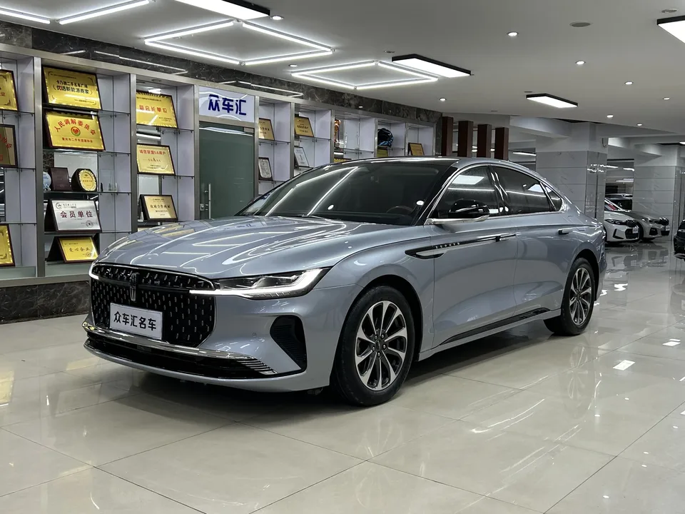 Lincoln Z 2022