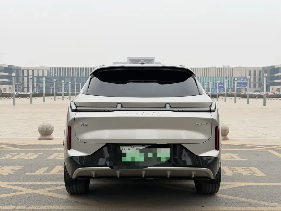 Lynk & Co 08 EM-P 120 km long range Halo 2024 — миниатюра 2