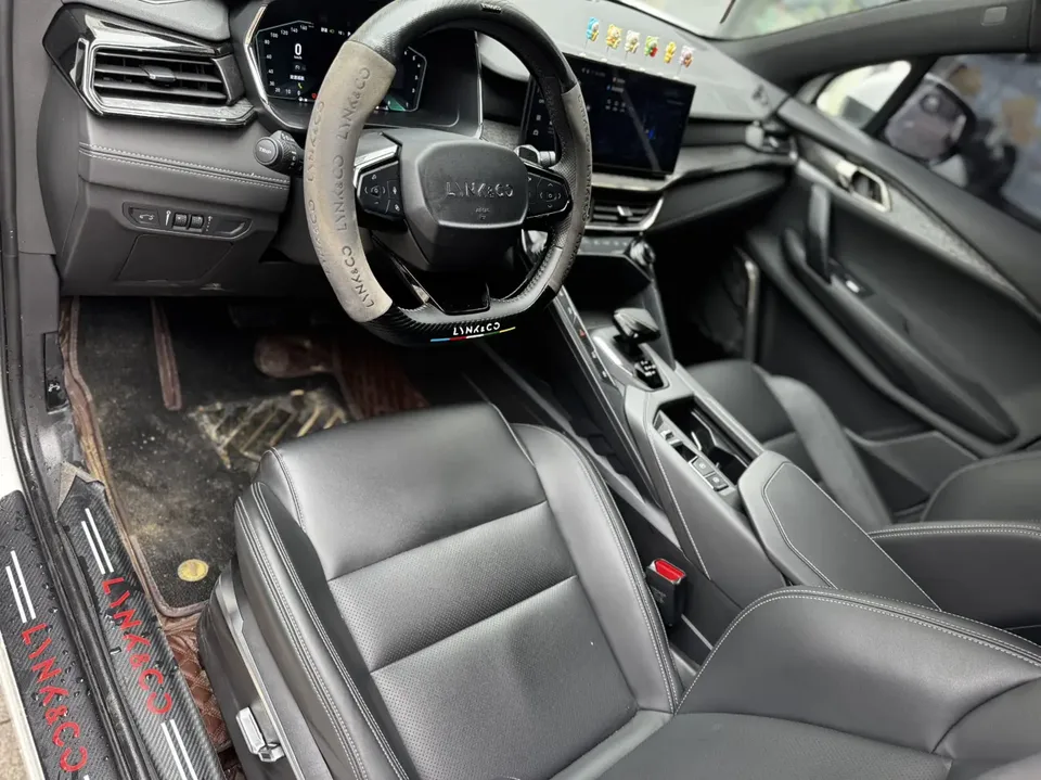 Lynk & Co 06 Lynk & Co 06 2023 Remix 1.5T Jin Pro 2024 — миниатюра 5