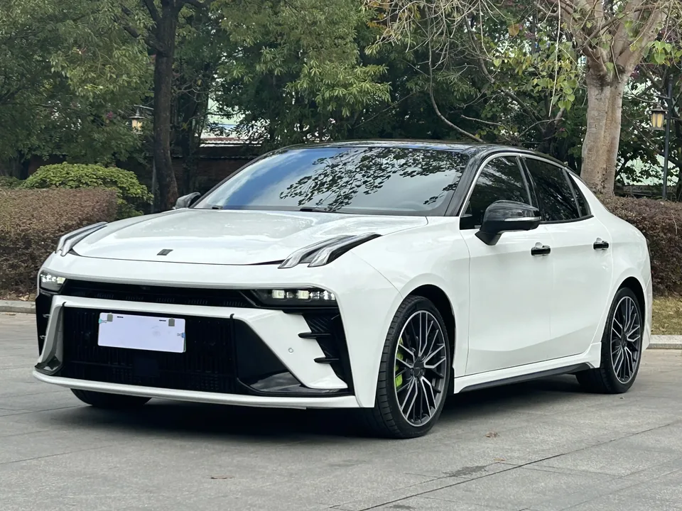 Lynk & Co 03 2022