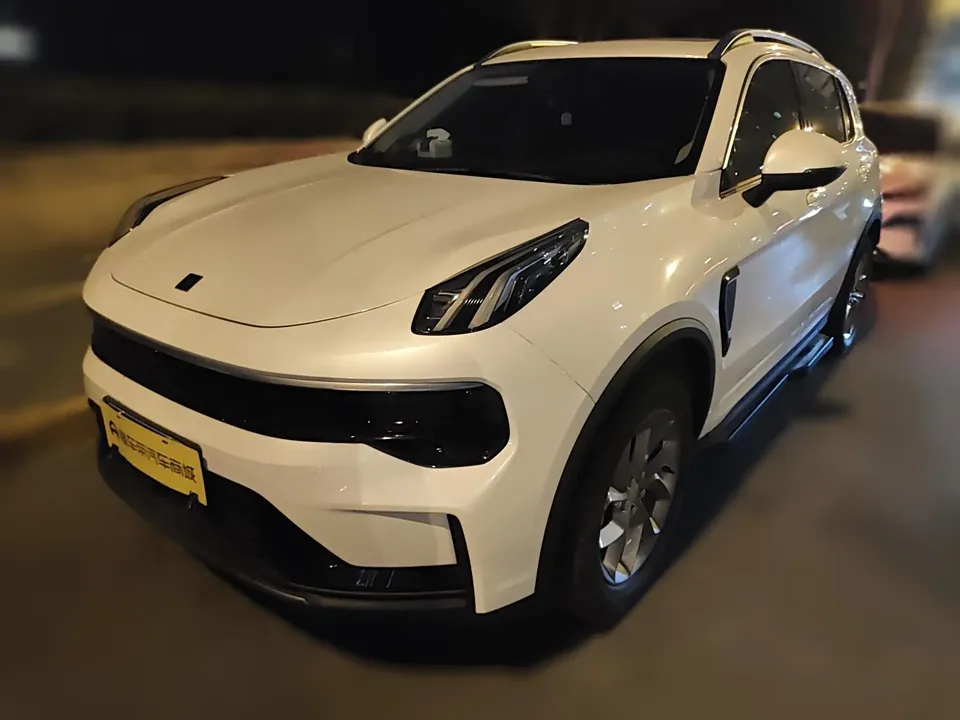 Lynk & Co 01 2.0TD 2WD Asian Games Edition 2023 — фото 1, купить с доставкой в Москву