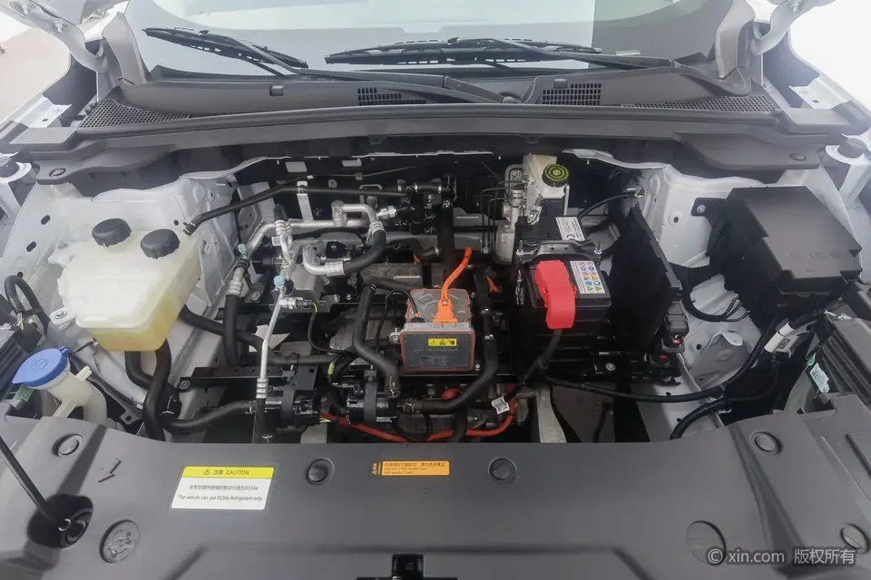 Dongfeng Fengshen L7X Fengshen L7X 2026 530km Luxury Edition 2026 — миниатюра 2