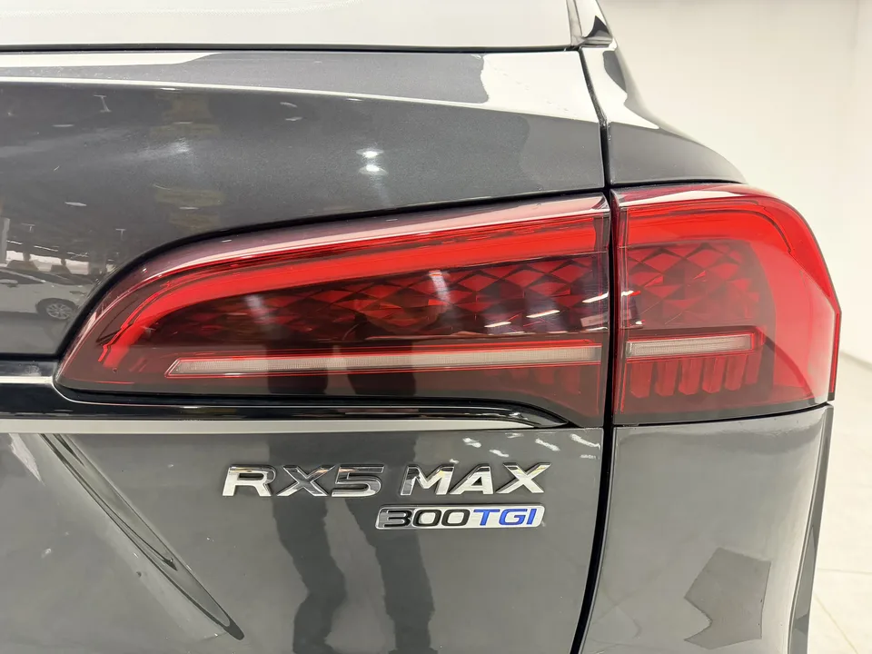 Roewe RX5 MAX Roewe RX5 MAX 2022 1.5T Automatic Deluxe Edition 2022 — миниатюра 4