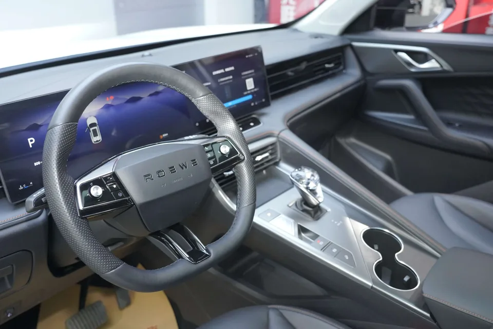 Roewe RX5 Roewe RX5 2023 Honor Sliding Screen Edition 2023 — миниатюра 5