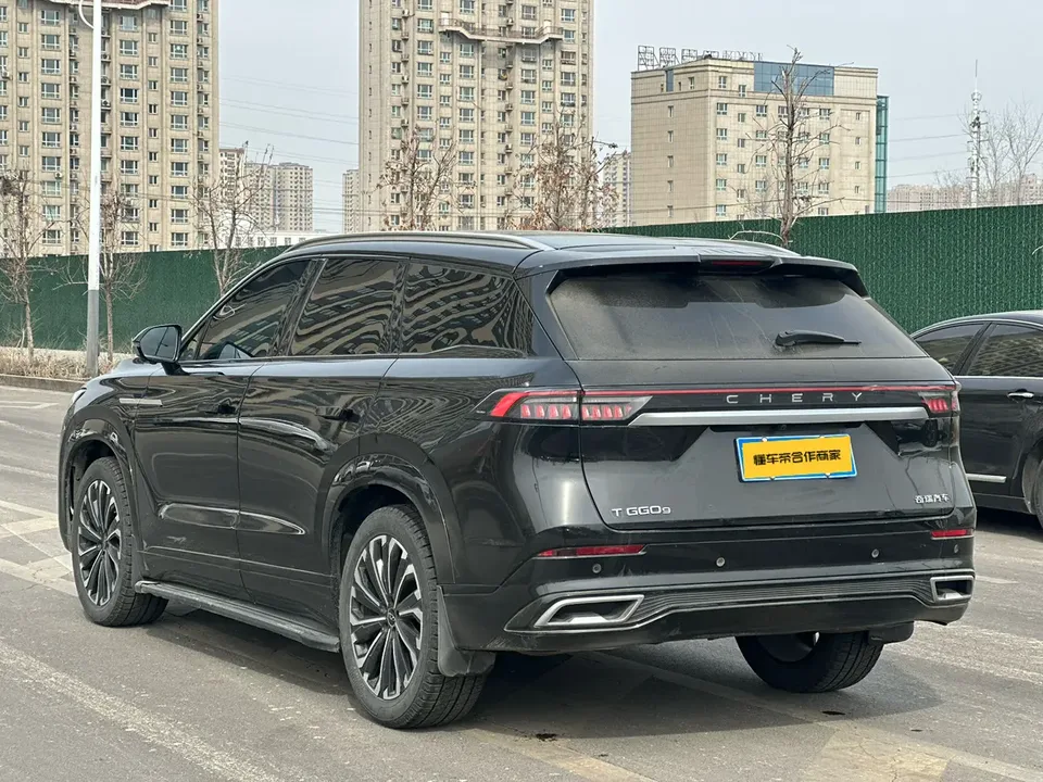 Chery Tiggo 9 2.0T DCT 2WD Premium Edition 5 Seaters 2023 — миниатюра 4
