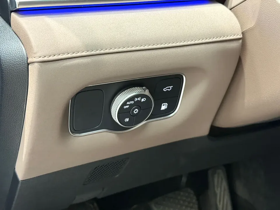 Chery Tiggo 8 PLUS C-DM Tiggo 8 PLUS C-DM 2025 1.5T Premium Edition 2025 — миниатюра 5