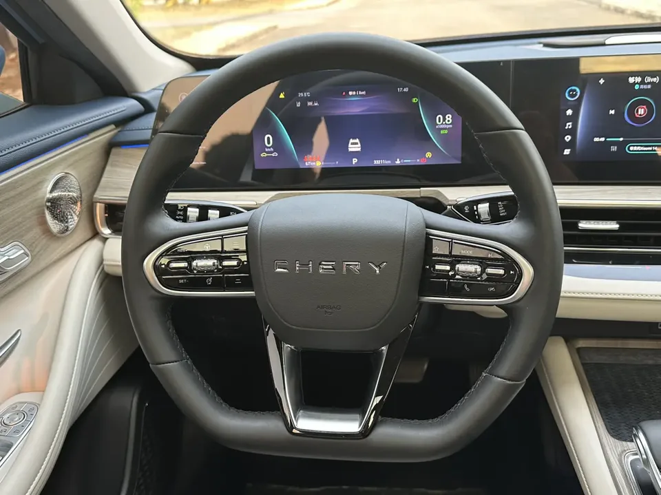 Chery Arrizo 8 1.6TGDI DCT 2023 — миниатюра 5