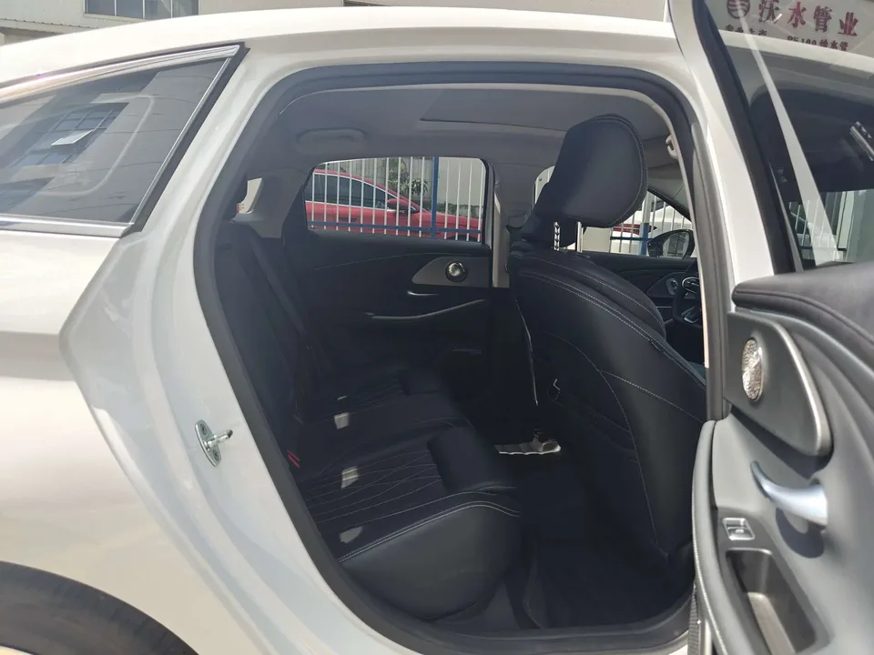 Chery Arrizo 8 1.6TGDI DCT Elegant 2022 — миниатюра 3