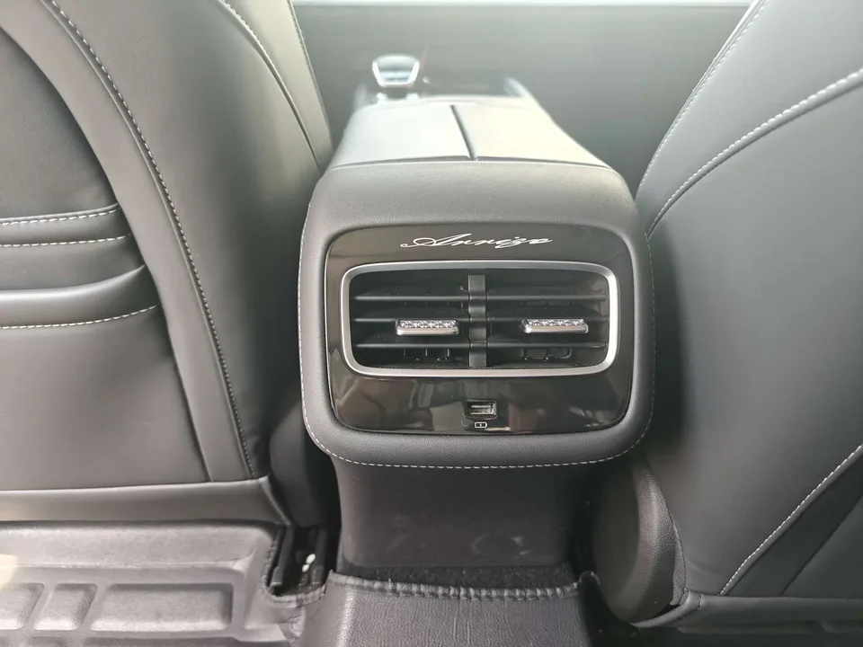 Chery Arrizo 8 1.6TGDI DCT Elegant 2022 — миниатюра 4