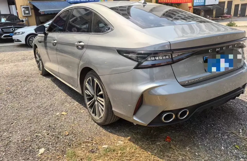 Chery Arrizo 8 1.6TGDI DCT Intelligent 2025 — миниатюра 2