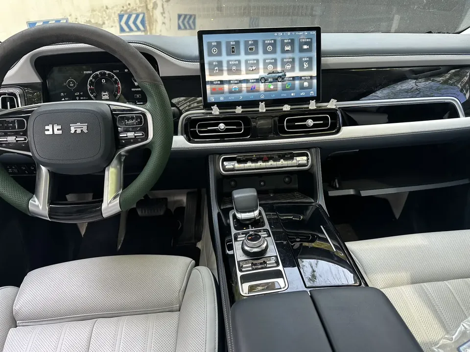 BAIC Beijing Off-road BJ60 Beijing Off-road BJ60 2022 2.0T automatic 11-piece seven-seater 2023 — миниатюра 2