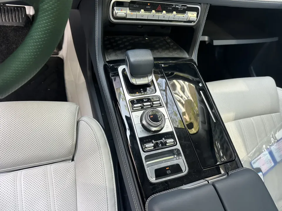 BAIC Beijing Off-road BJ60 Beijing Off-road BJ60 2022 2.0T automatic 11-piece seven-seater 2023 — миниатюра 5