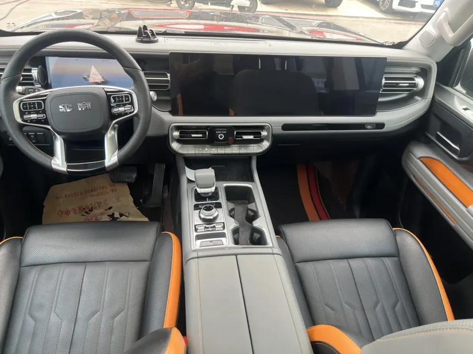 BAIC Beijing Off-road BJ40 Beijing Off-road BJ40 2024 City Hunter Edition 2.0T Automatic 4WD Knight Type 2024 — миниатюра 3