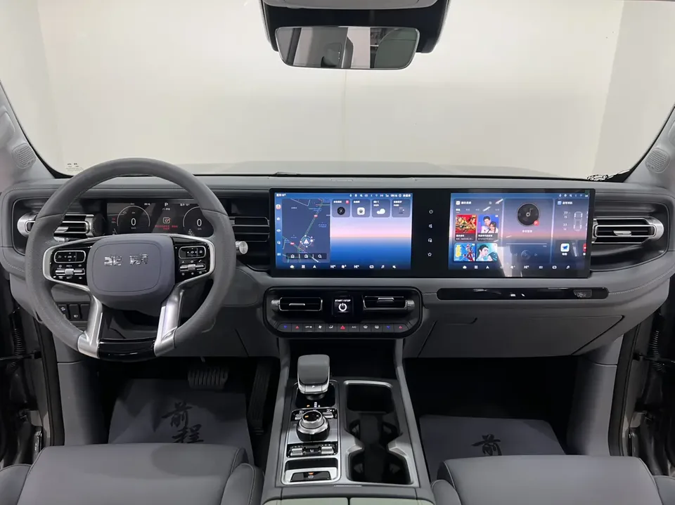 BAIC Beijing Off-road BJ40 Blade Hero Edition 2.0D Automatic 4WD Crossover 2025 — миниатюра 5
