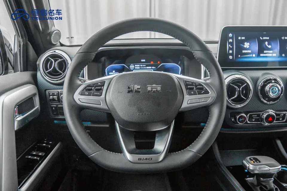 BAIC Beijing Off-road BJ40 2.0T Automatic 4WD City Hunter Glory Edition 2025 — миниатюра 5