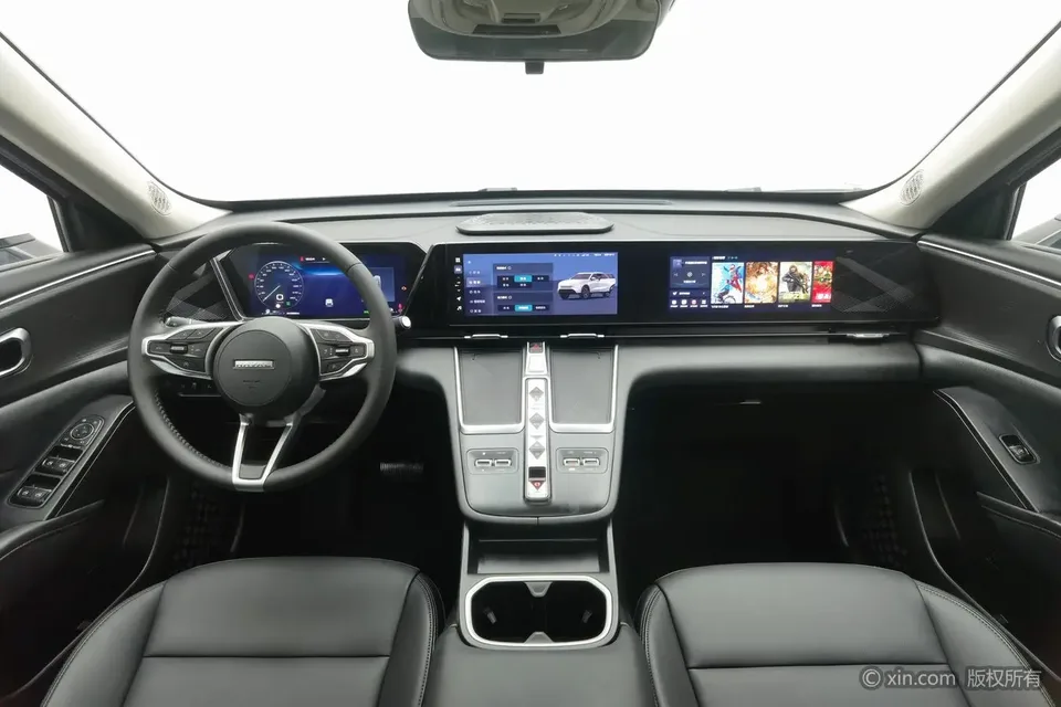 Haval Xiaolong MAX 1.5L Hi4 105 4WD Pilot Edition 2024 — миниатюра 4