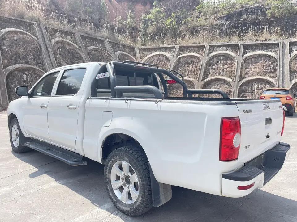 Jiangxi JAC T6 2.0T diesel four-wheel drive engineering luxury version long axis 2023 — миниатюра 2