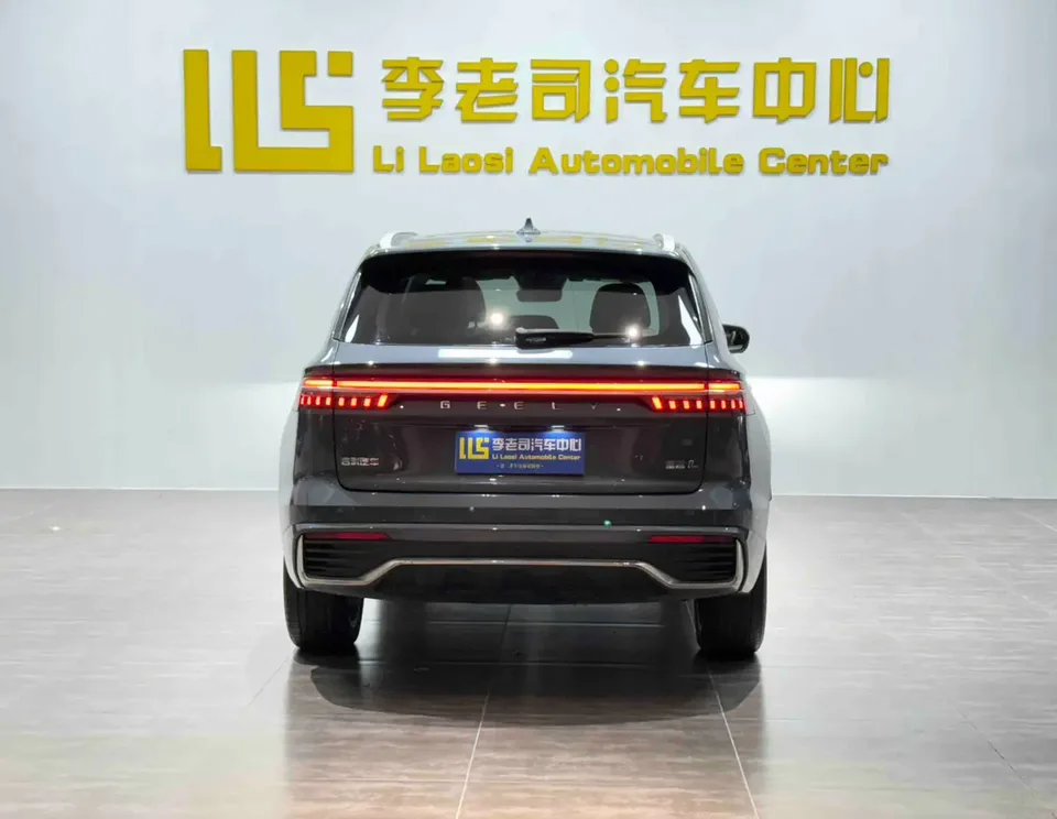 Geely Monjaro 2.0TD DCT EVO 2WD Smart Edition 2022 — миниатюра 2
