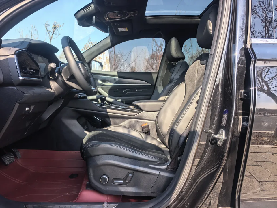 Geely Monjaro Xingyue L 2024 2.0TD High Power Automatic 2WD Skyline Edition 2024 — миниатюра 5