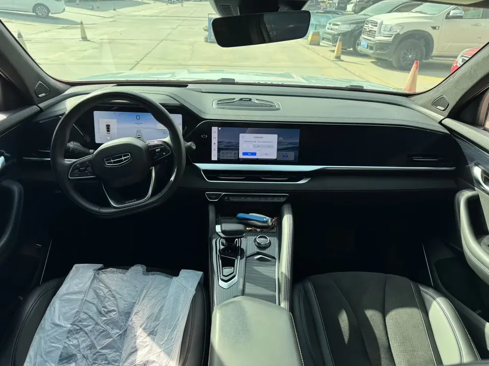 Geely Monjaro Xingyue L 2022 1.5T Leishen HiF Hybrid Edition Super Rui 2022 — thumbnail 3
