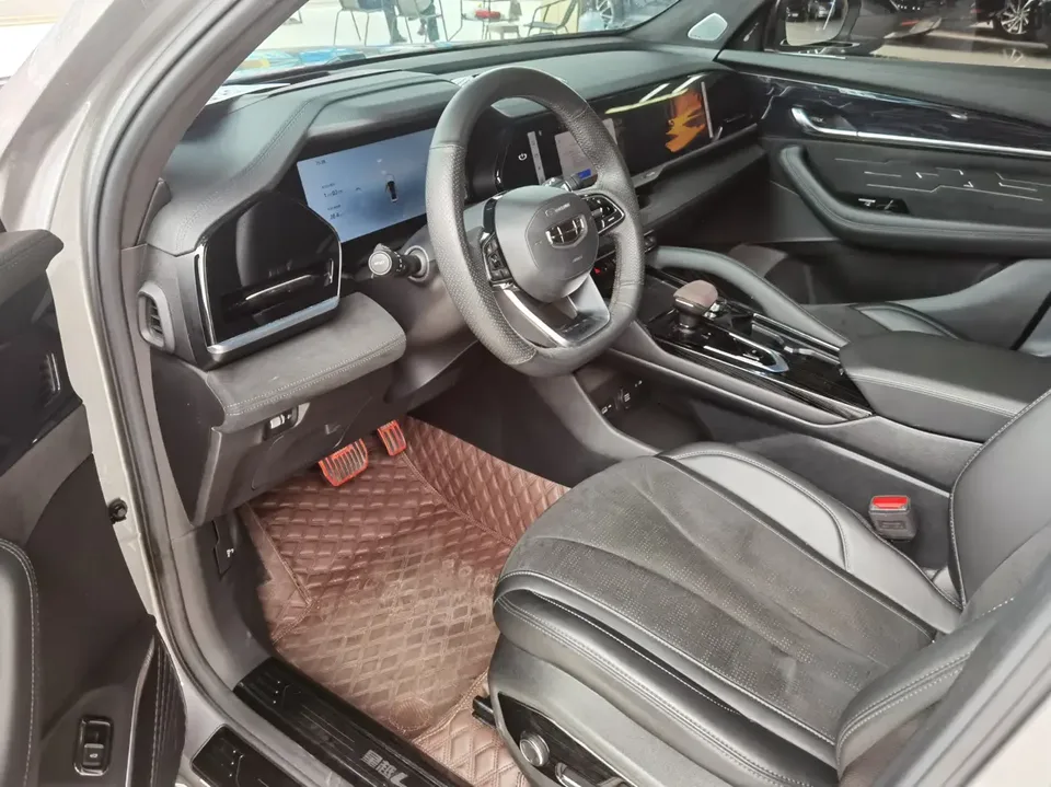 Geely Monjaro Xingyue L 2024 2.0TD High Power Automatic 2WD Skyline Edition 2024 — миниатюра 3