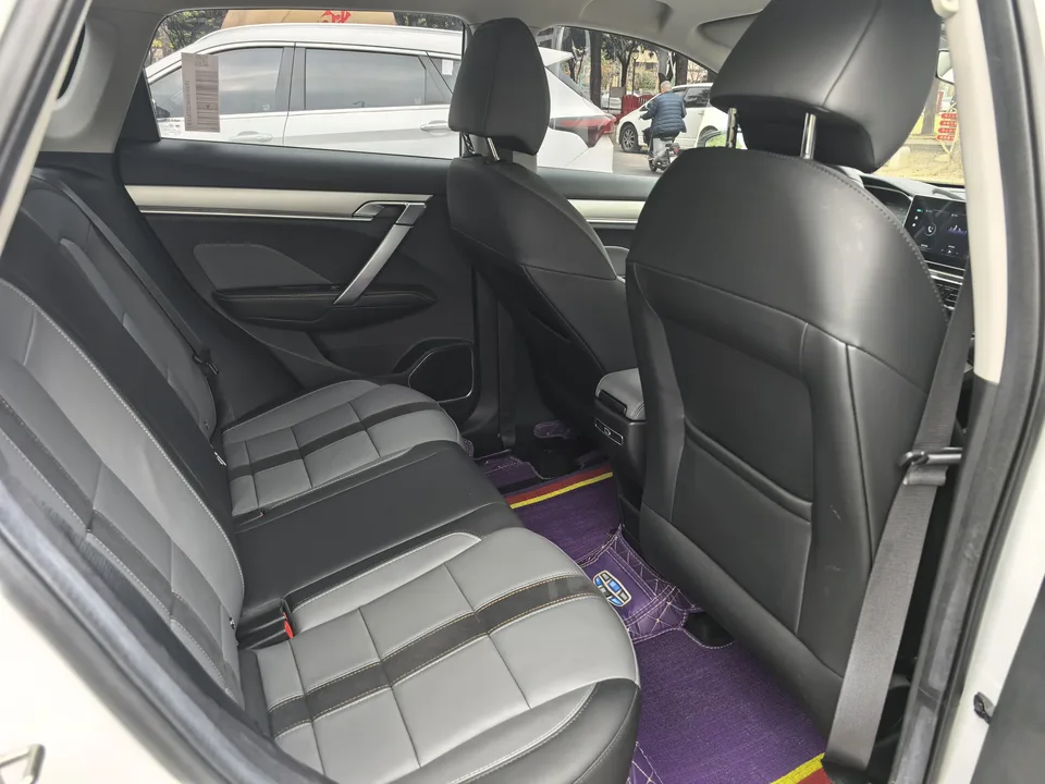 Geely Coolray SX11 1.5T DCT Diamond Edition 2024 — миниатюра 5