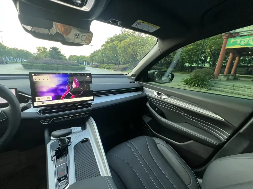 Geely Preface Xing Rui 2025 1.5T Dongfangyao Kunlun Edition 2024 — thumbnail 3