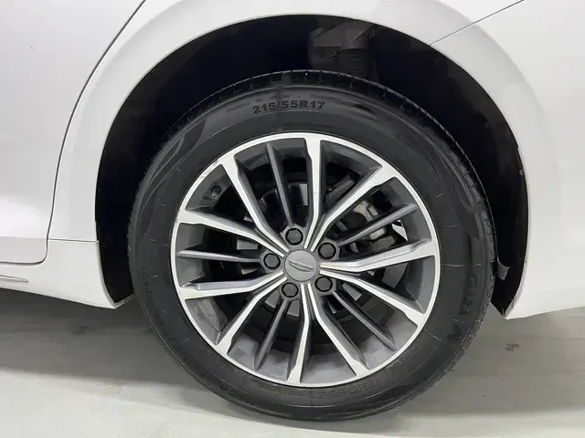 Geely Xing Rui 2.0T luxury model 2023 — миниатюра 3
